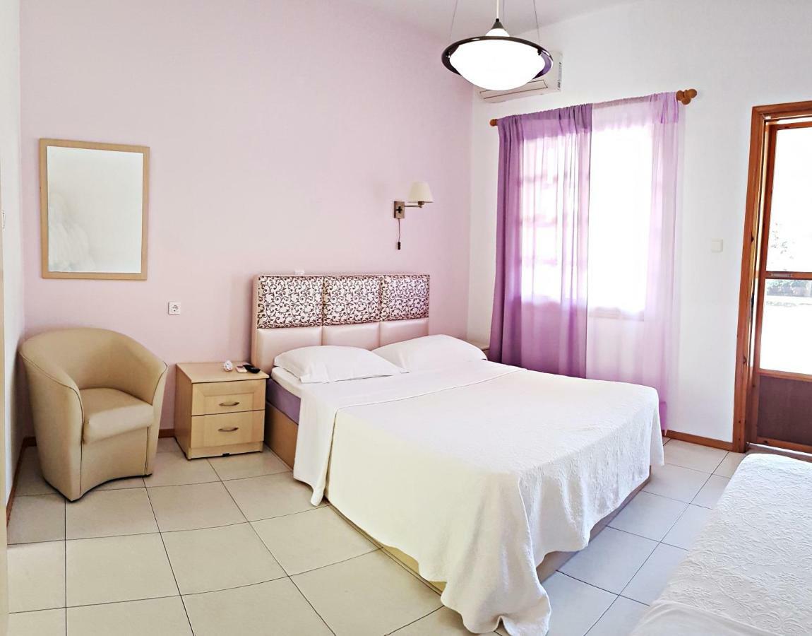 פראליה פנטליימונוס Efrosini Hotel Apartments & Studios מראה חיצוני תמונה